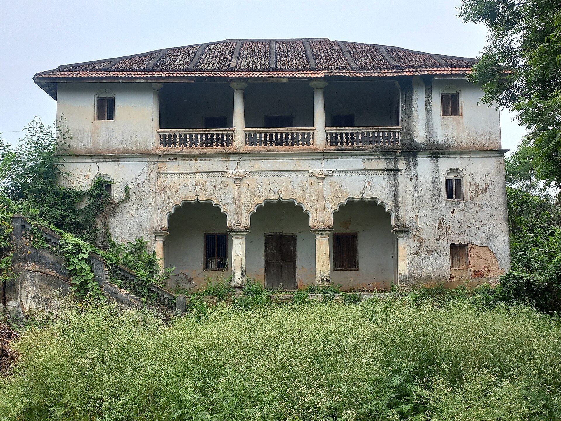 Tarihi Yapı Restorasyonu: Modern Mühendisliğin Naif Olmaması Gereken Yer — uygulama örneği